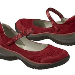 Jambu Cornflower Mary Janes sz 8.5